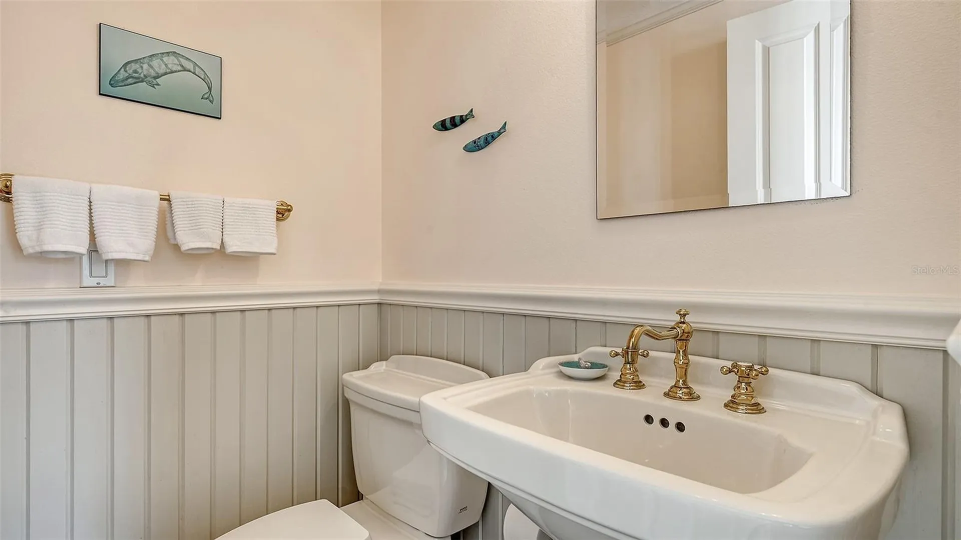 5024 Commonwealth Drive Sarasota FL 34242