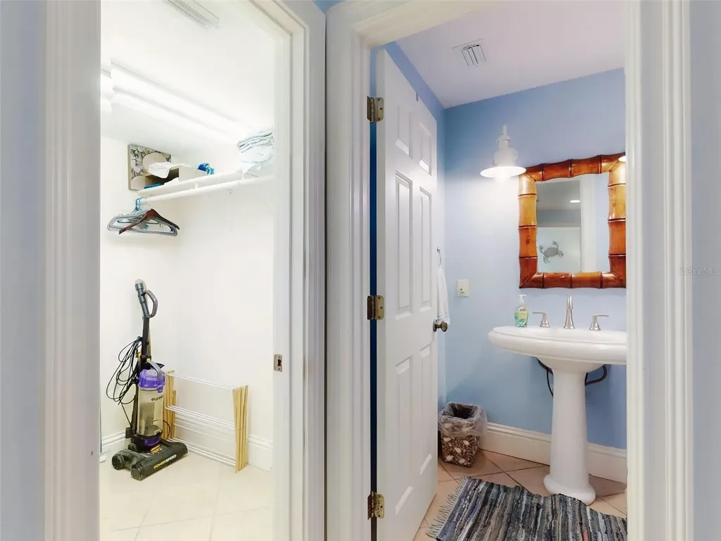 1913 Hill Street New Smyrna Beach FL 32169