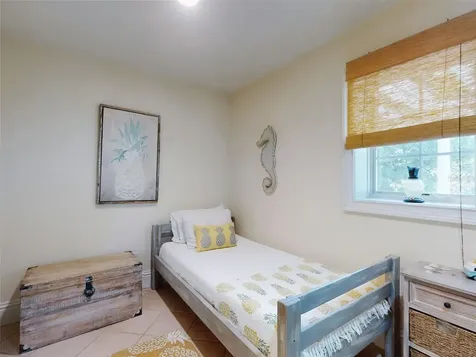 1913 Hill Street New Smyrna Beach FL 32169
