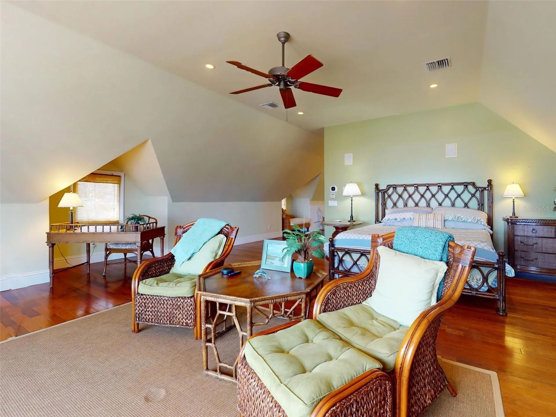 1913 Hill Street New Smyrna Beach FL 32169