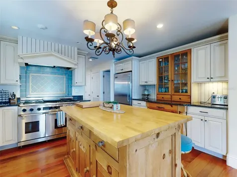 1913 Hill Street New Smyrna Beach FL 32169