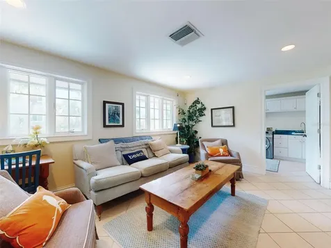 1913 Hill Street New Smyrna Beach FL 32169