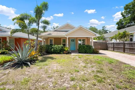 1052 32nd Street Sarasota FL 34234