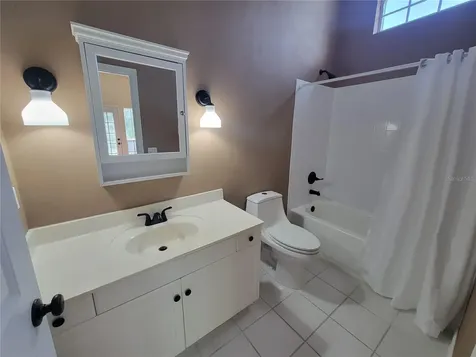 10458 NW 35th Place Gainesville FL 32606