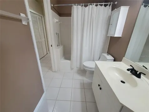 10458 NW 35th Place Gainesville FL 32606