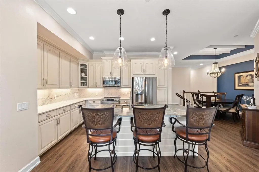 241 Sapphire Lake Drive Bradenton FL 34209