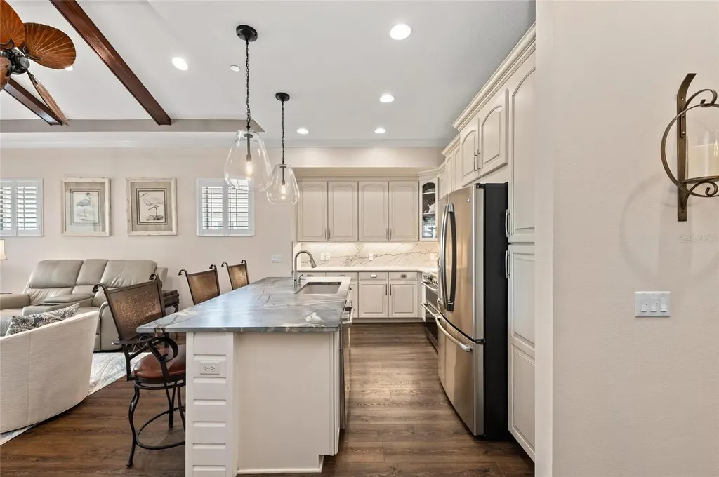 241 Sapphire Lake Drive Bradenton FL 34209