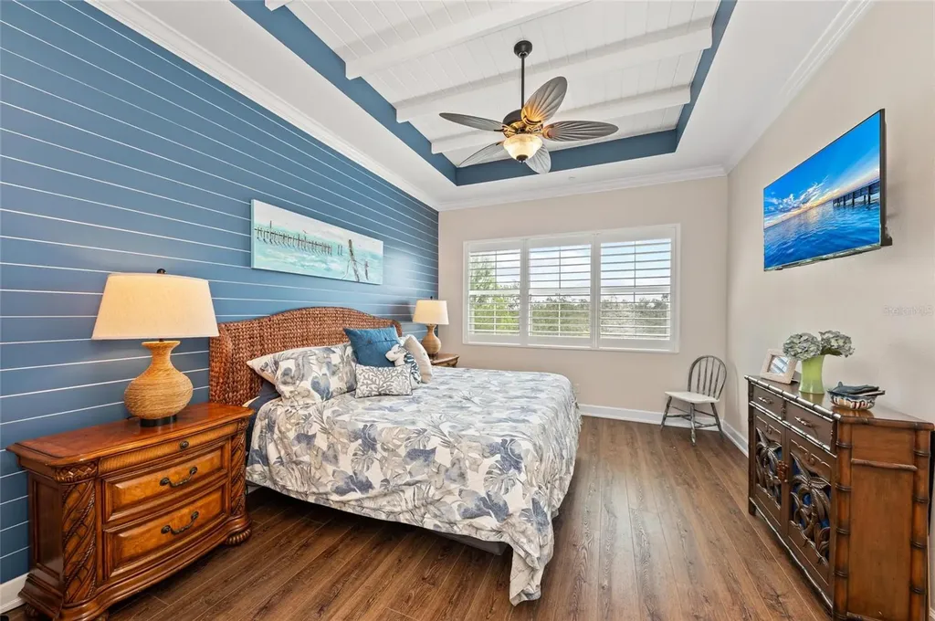 241 Sapphire Lake Drive Bradenton FL 34209