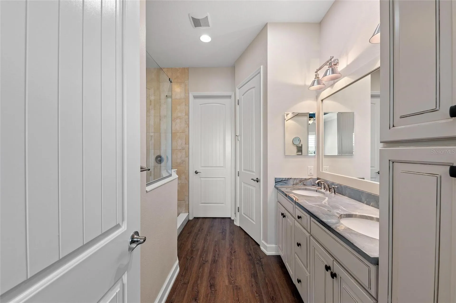 241 Sapphire Lake Drive Bradenton FL 34209