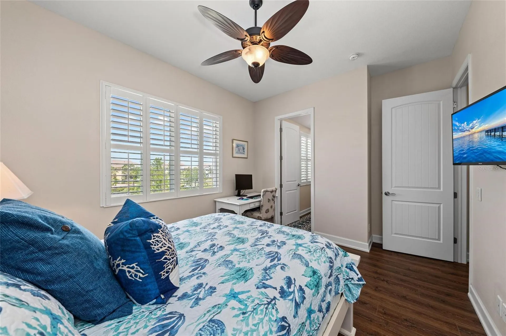 241 Sapphire Lake Drive Bradenton FL 34209