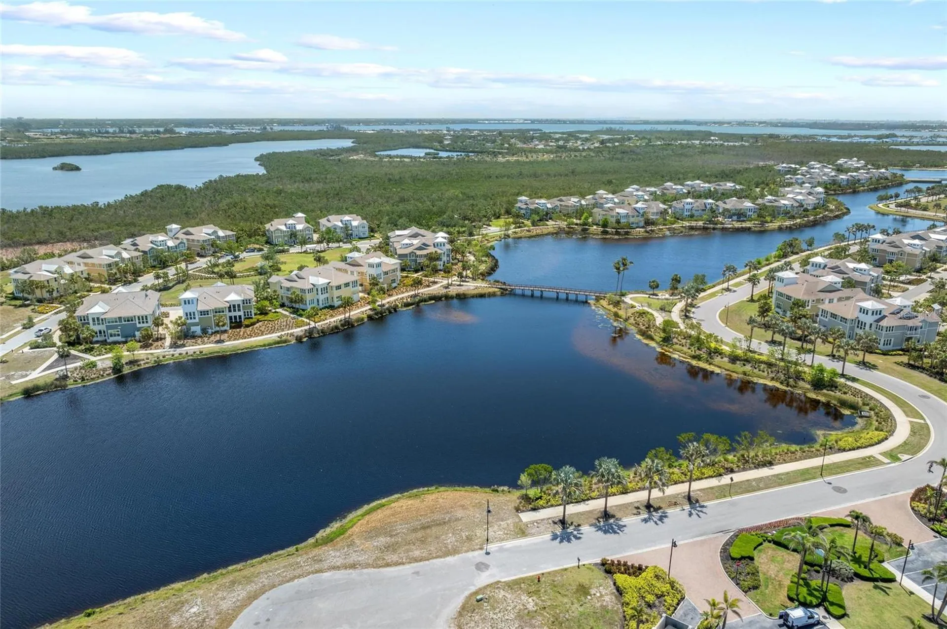 241 Sapphire Lake Drive Bradenton FL 34209