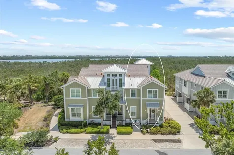 241 Sapphire Lake Drive Bradenton FL 34209
