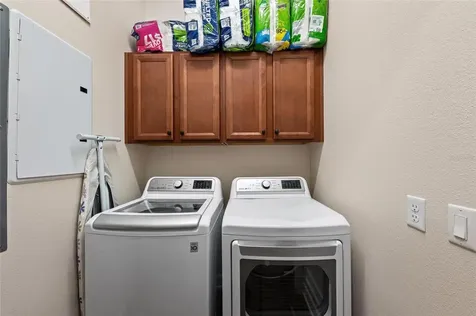 241 Sapphire Lake Drive Bradenton FL 34209