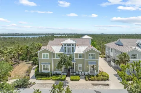 241 Sapphire Lake Drive Bradenton FL 34209