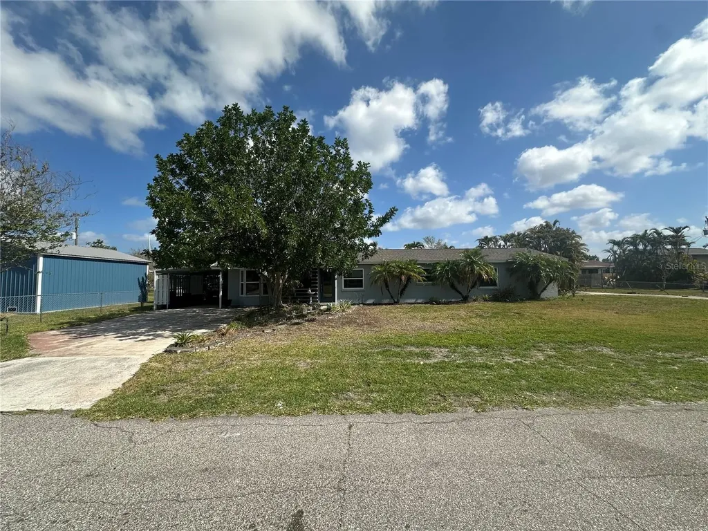 432 51st St W Palmetto FL 34221