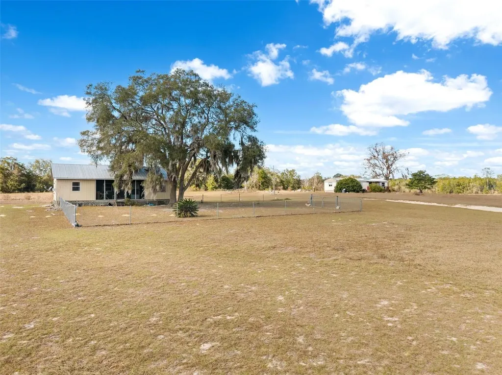 11406 SW 274th Street Newberry FL 32669