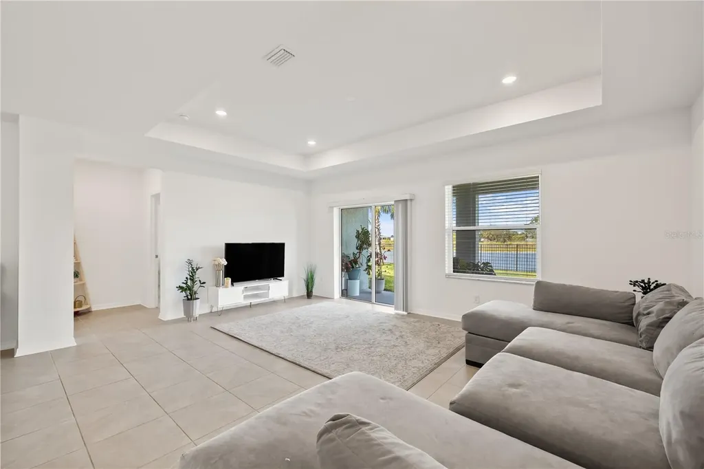 9725 Last Light Glen Parrish FL 34219