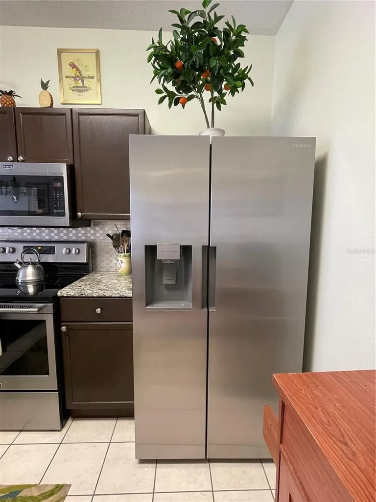 2348 Silver Palm Kissimmee FL 34747