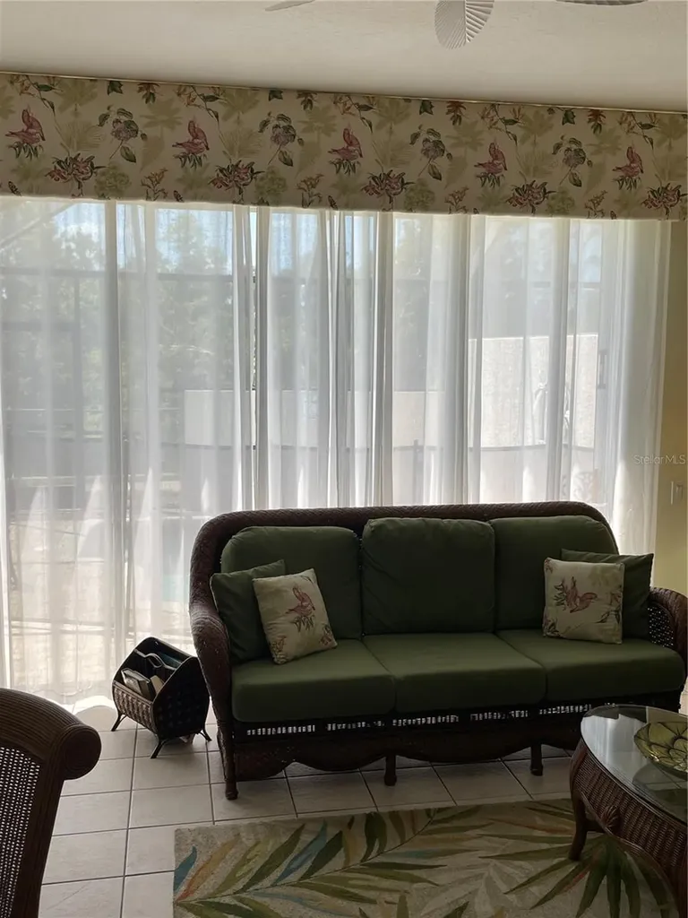 2348 Silver Palm Kissimmee FL 34747