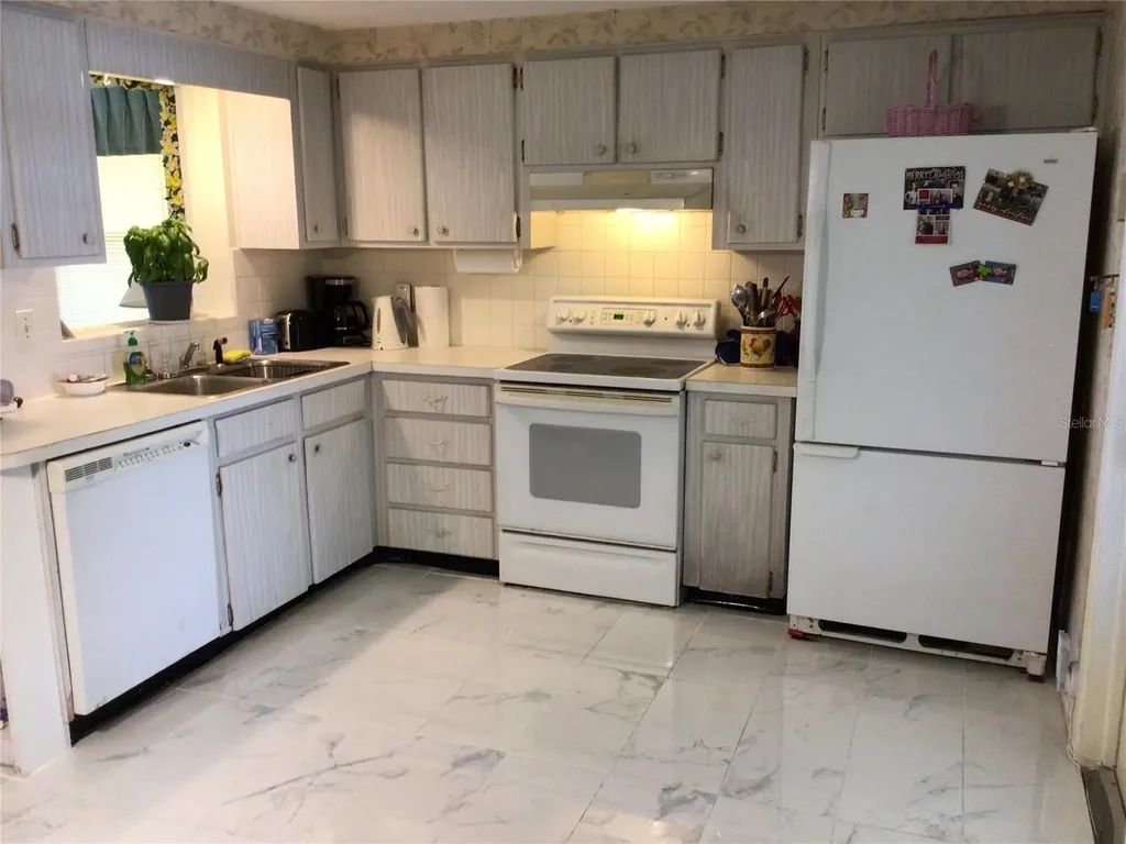 3850 Sablewood Drive Holiday FL 34691