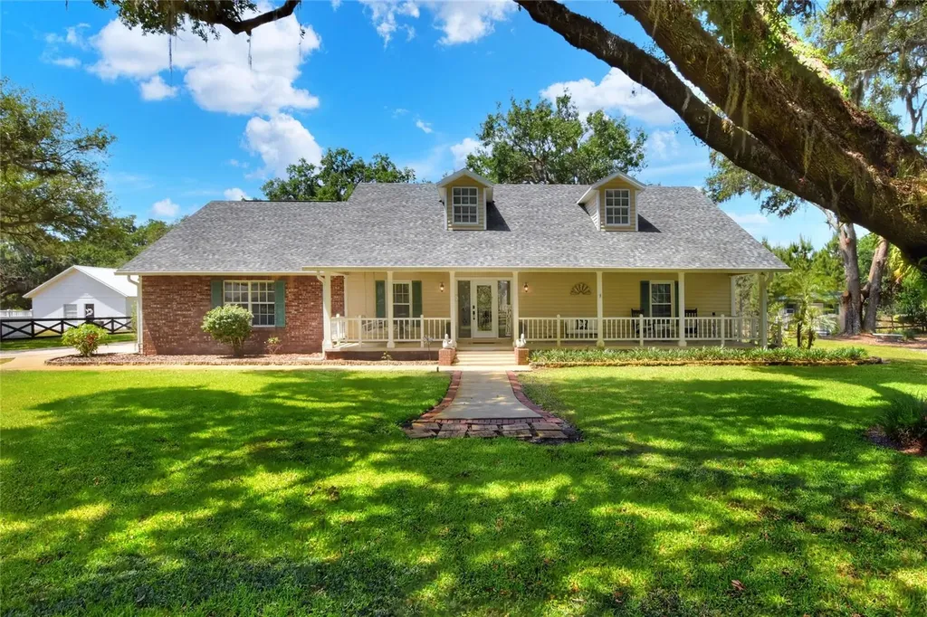 930 Country Oaks Lane Lakeland FL 33810