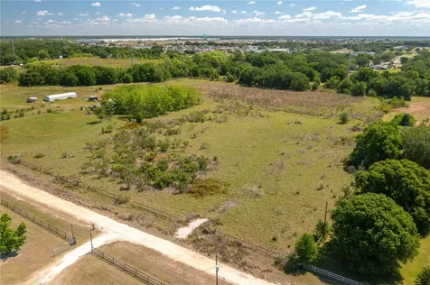 256 Sunridge Drive Auburndale FL 33823