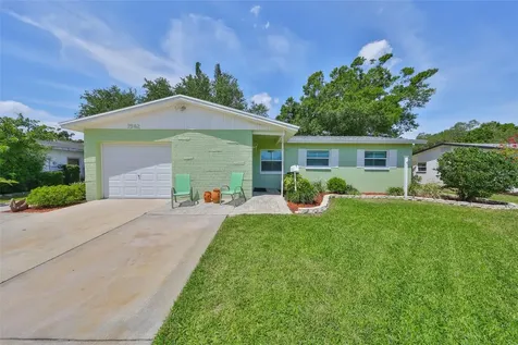 7542 20th Street N St Petersburg FL 33702