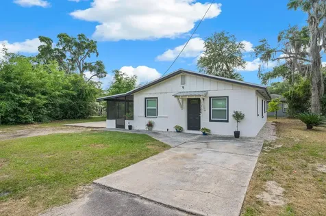506 SE 13th Terrace Gainesville FL 32641