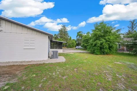 506 SE 13th Terrace Gainesville FL 32641