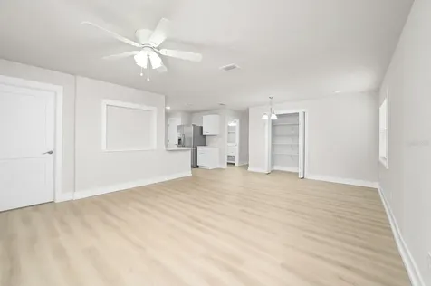 506 SE 13th Terrace Gainesville FL 32641