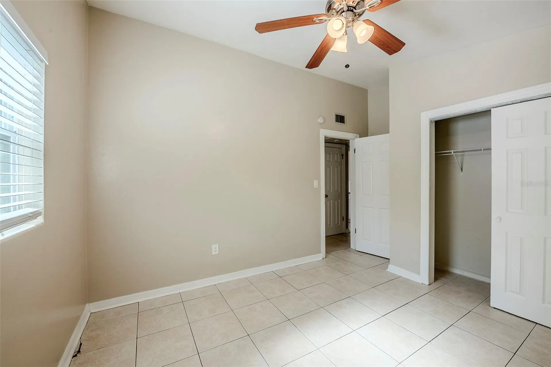 4124 Caywood Circle Orlando FL 32810
