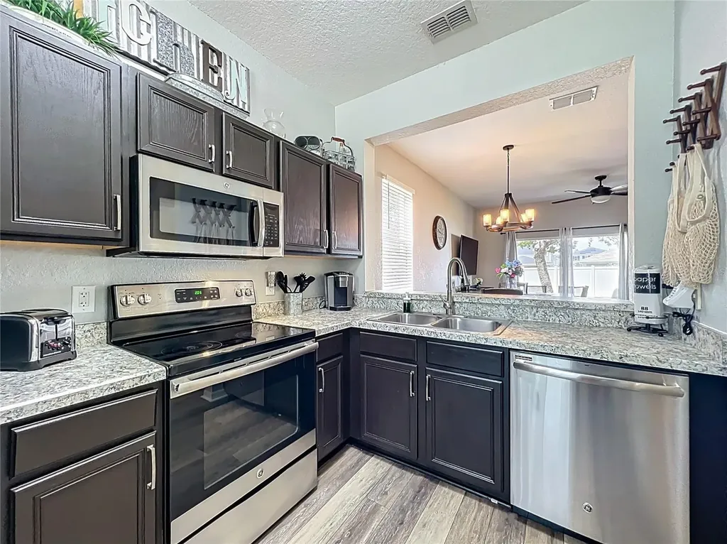 2744 Calabria Avenue Davenport FL 33897