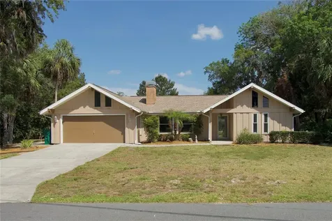 4951 S Driftwood Way Homosassa FL 34448