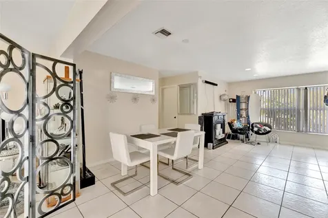 566 SE Floresta Drive Port St Lucie FL 34983