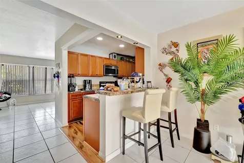 566 SE Floresta Drive Port St Lucie FL 34983