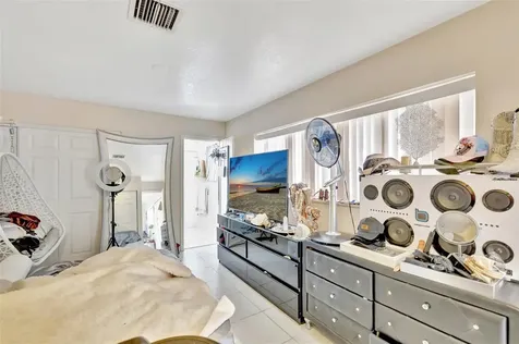 566 SE Floresta Drive Port St Lucie FL 34983