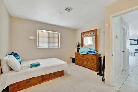 566 SE Floresta Drive Port St Lucie FL 34983