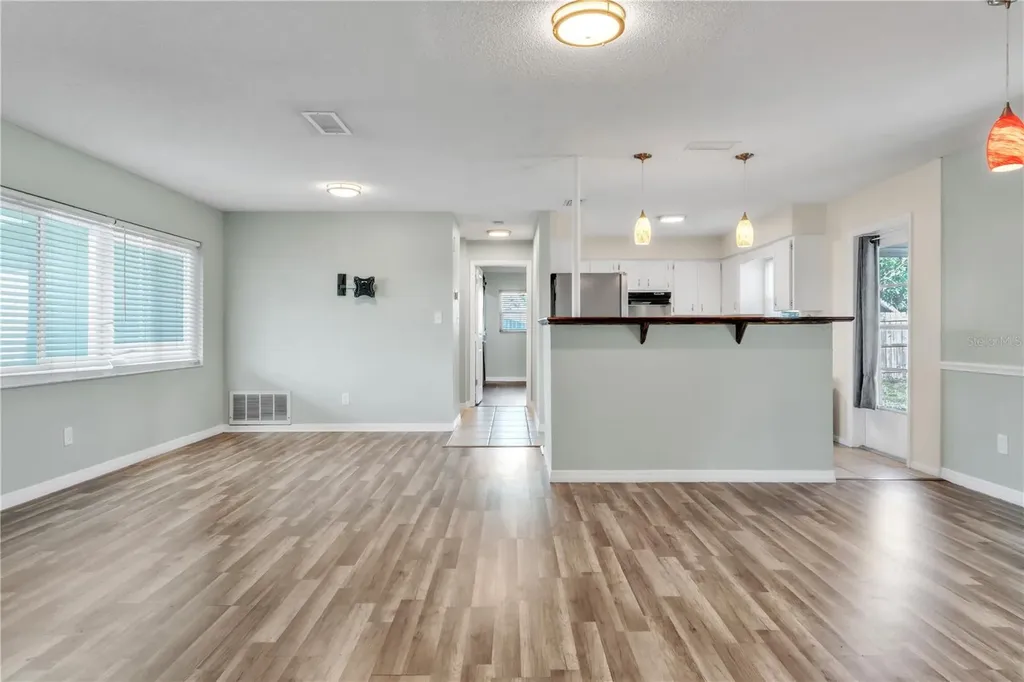 2705 20th Avenue Drive W Bradenton FL 34205