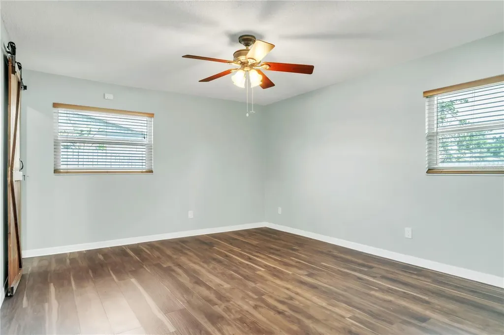 2705 20th Avenue Drive W Bradenton FL 34205