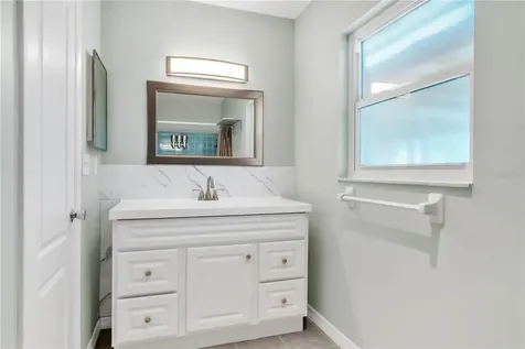 2705 20th Avenue Drive W Bradenton FL 34205