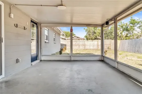 2705 20th Avenue Drive W Bradenton FL 34205