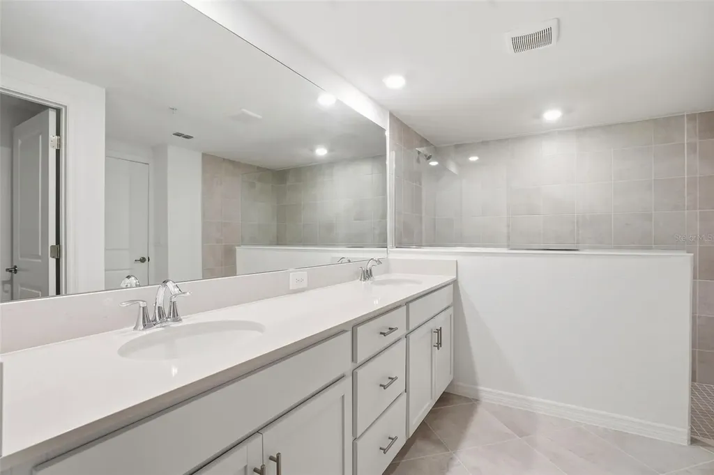 5628 Summit Pointe Circle Bradenton FL 34210