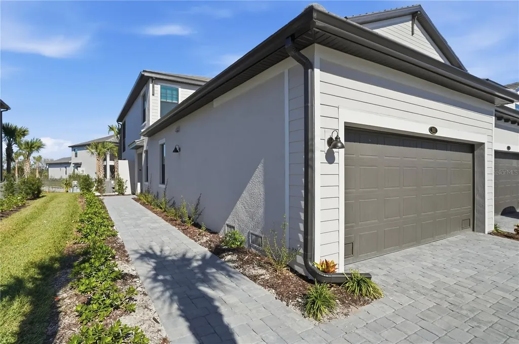 5628 Summit Pointe Circle Bradenton FL 34210