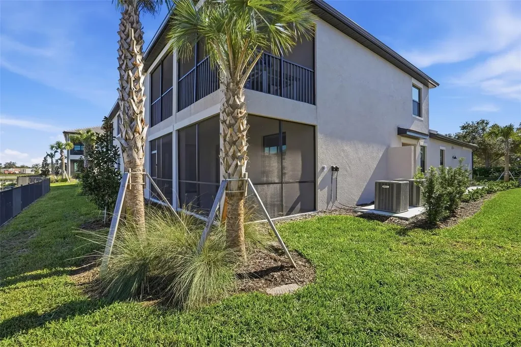 5628 Summit Pointe Circle Bradenton FL 34210