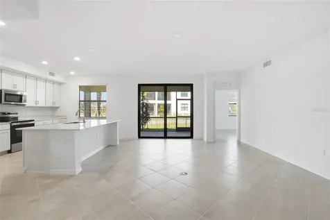 5628 Summit Pointe Circle Bradenton FL 34210