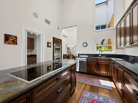 2282 Harbour Court Drive Longboat Key FL 34228
