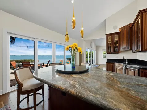2282 Harbour Court Drive Longboat Key FL 34228