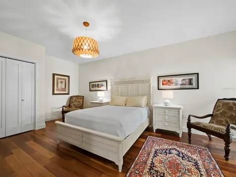 2282 Harbour Court Drive Longboat Key FL 34228