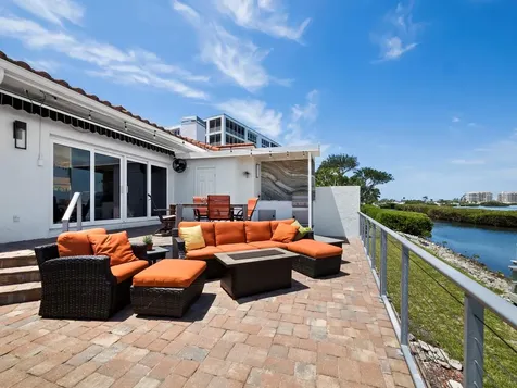2282 Harbour Court Drive Longboat Key FL 34228