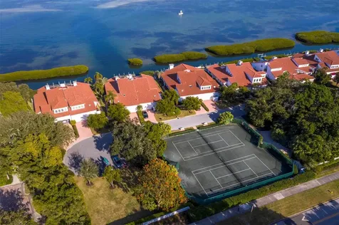 2282 Harbour Court Drive Longboat Key FL 34228